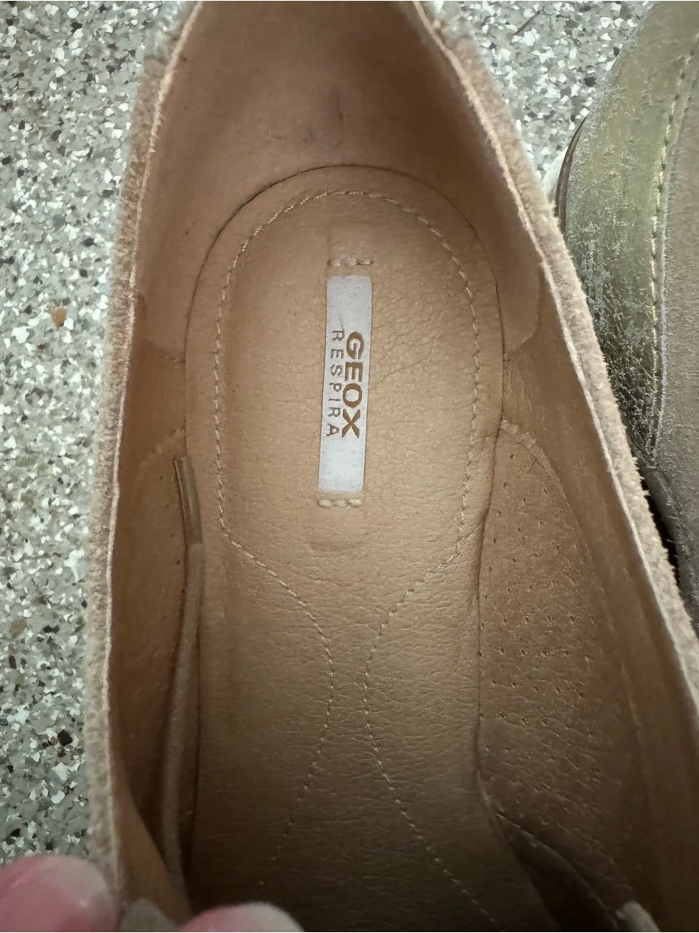 Geox Respira Women’s Metallic Beige Wingtip Oxfords 38